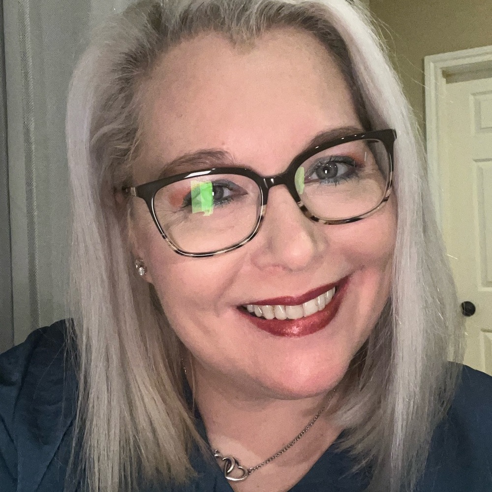 Meet your Posher, Kimberlee